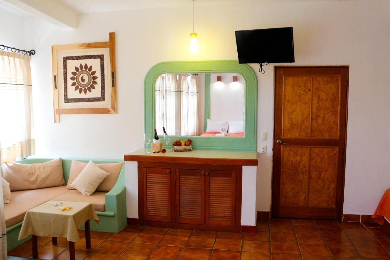 Hotel Careyes Puerto Escondido プエルト・エスコンディード エクステリア 写真