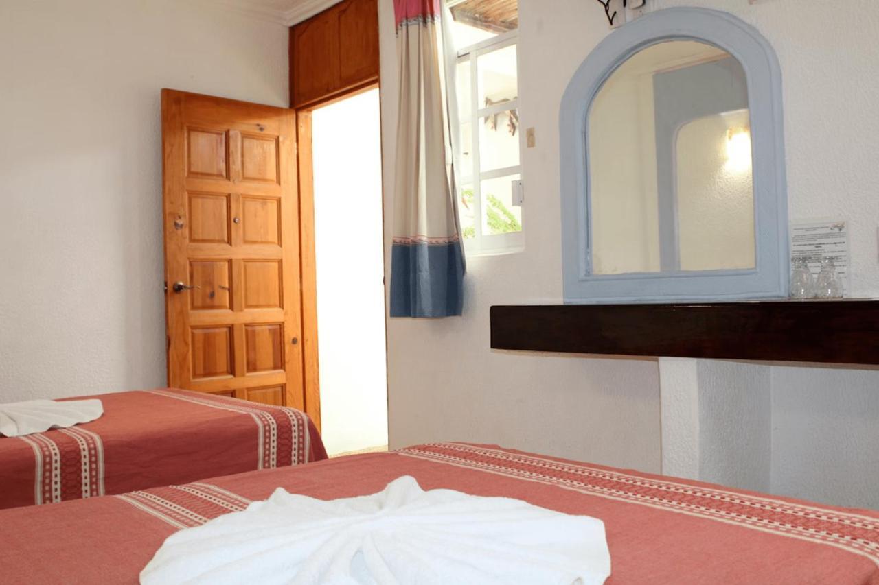 Hotel Careyes Puerto Escondido プエルト・エスコンディード エクステリア 写真